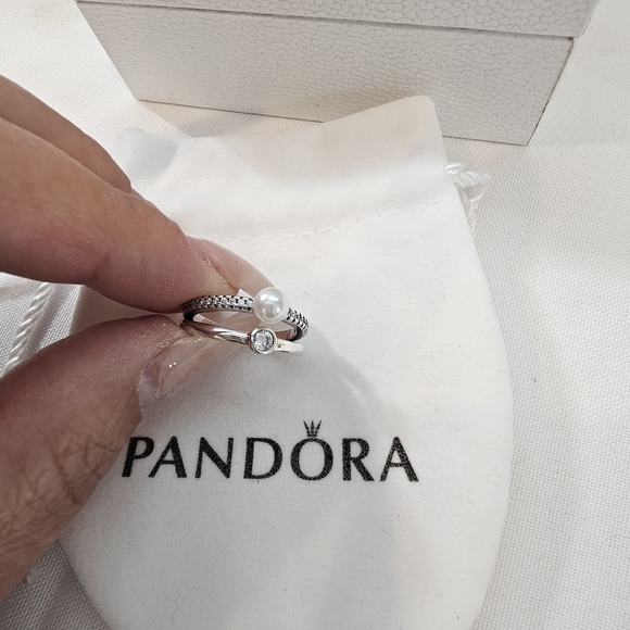 Ring - Picture 3 of 4